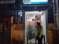 ATM Link Mulai Berbayar, Ini Dia Tarif dan Cara Mengenali Mesin ATM Berbayar!