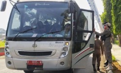 Bus Plat Merah Milik Pemda Tasikmalaya Terjaring Razia Prokes di Pangandaran
