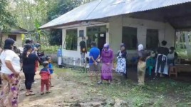 Tim Satgas Covid-19 Kecamatan Kalipucang Datangi Warga di Daerah Terpencil untuk Divaksinasi