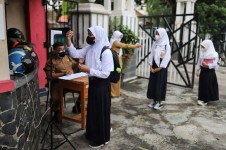 Pelajar Kota Bandung Antusias Jalankan PTM