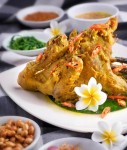 Nikmati Ayam Betutu Khas Bali Karya Sendiri   