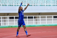 Persib Merangkak ke Puncak Klasemen Usai Kalahkan Borneo FC 