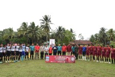 Turnamen Sepak Bola Bupati Cup Dibuka, Bupati Pangandaran Lakukan Tendangan Pertama 