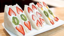 Resep Japanese Fruit Sandwich