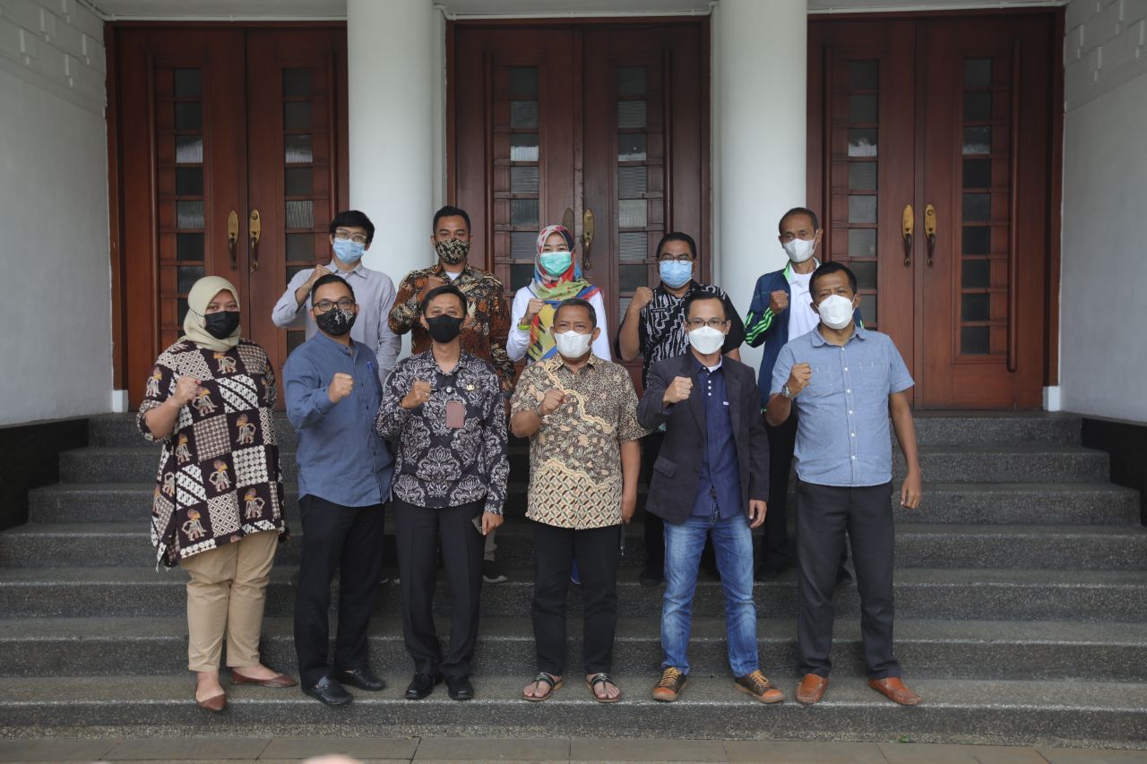Pemkot Bandung Mendukung Pembinaan Olah Raga Dayung 