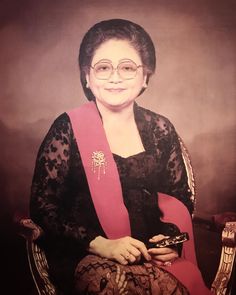 Catatan Sejarah 28 April: Wafatnya Ibu Tien Suharto dan Duka Keluarga Cendana
