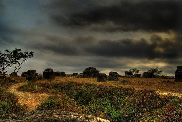 Plain of Jars:Misteri ‘Stonehenge’ asia tenggara