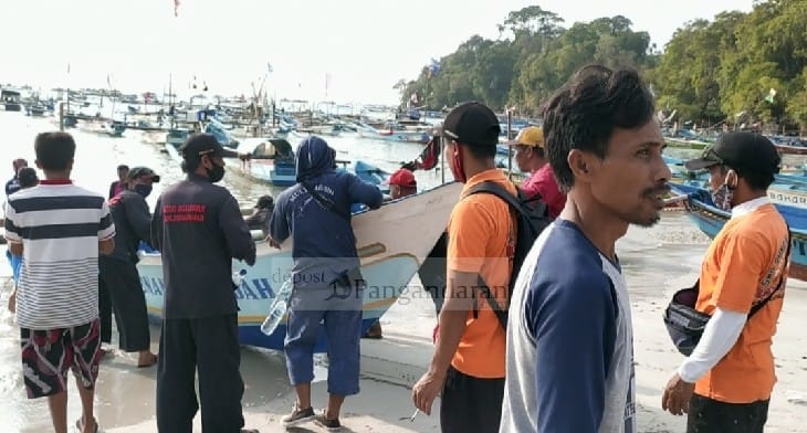 Hari Pertama Tim SAR Gabungan Lakukan Pencarian Tiga Nelayan yang Hilang Diterjang Ombak