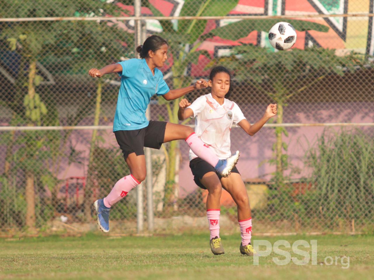 Timnas Wanita Indonesia Lakukan Internal Game, Tim Senior Melawan Tim U-18