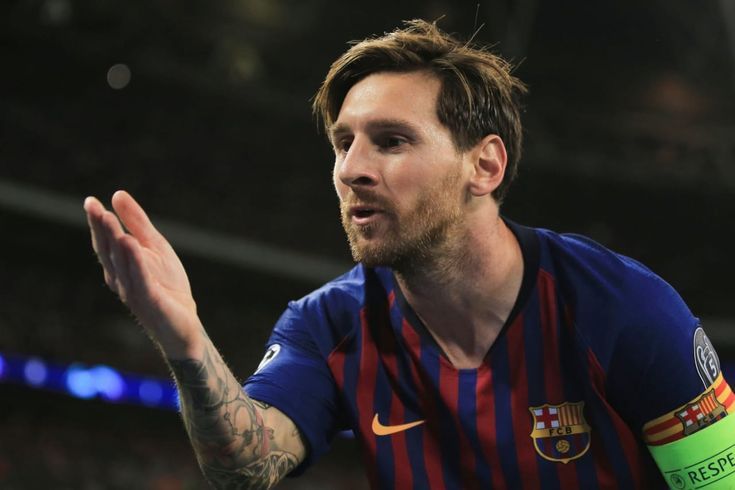 'Hanya Jago Kiri' Lionel Messi Menjawab Nyinyiran Pele