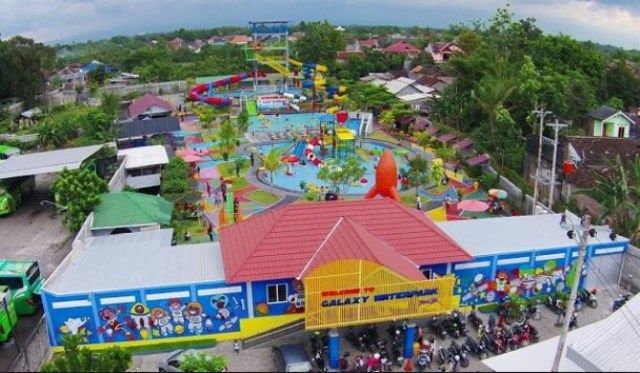 Berpetualang di Wahana Galaxy Waterpark Jogjakarta ' Your Family Adventure'