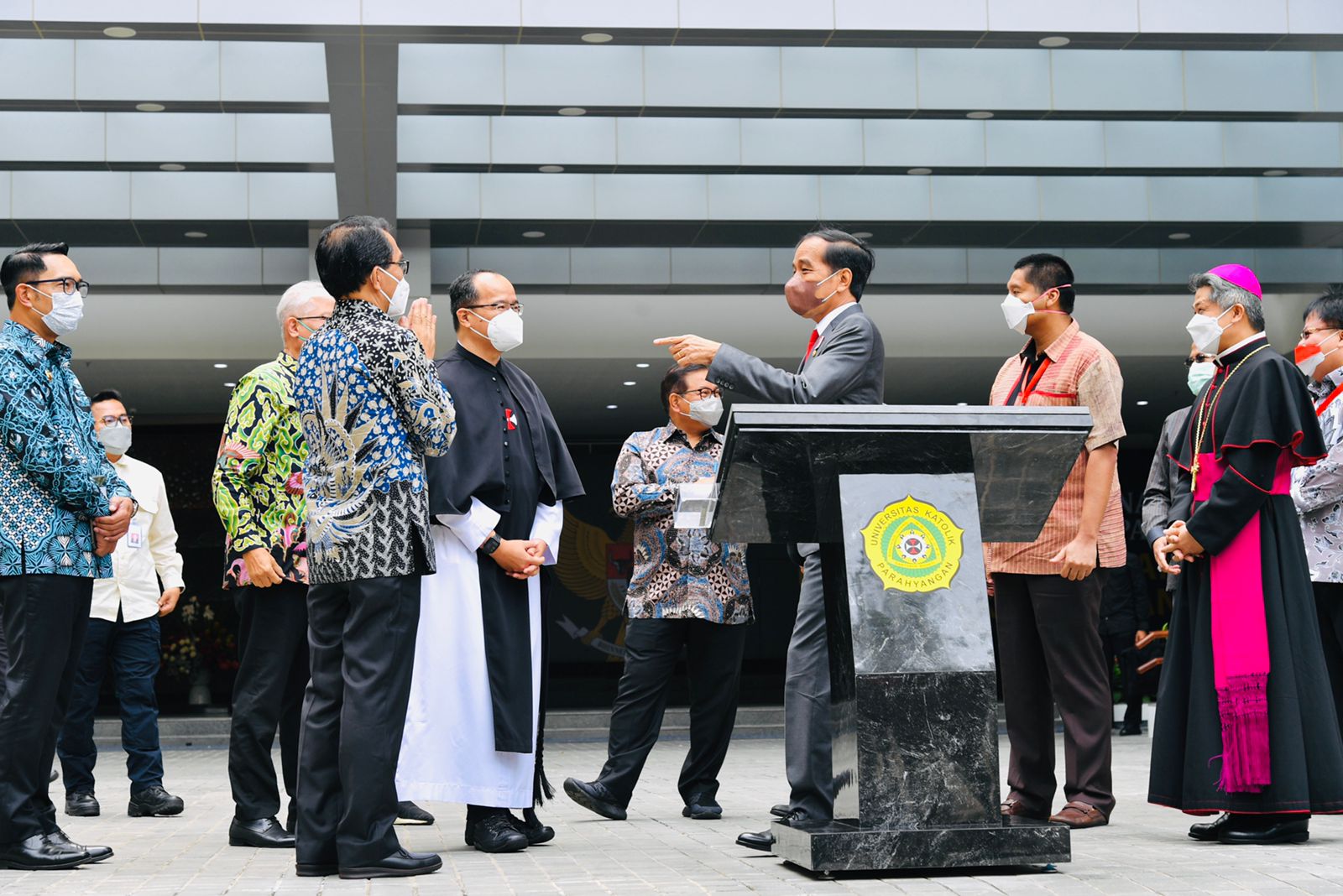 Jokowi: Jabar Capai Target Vaksinasi 83 Persen