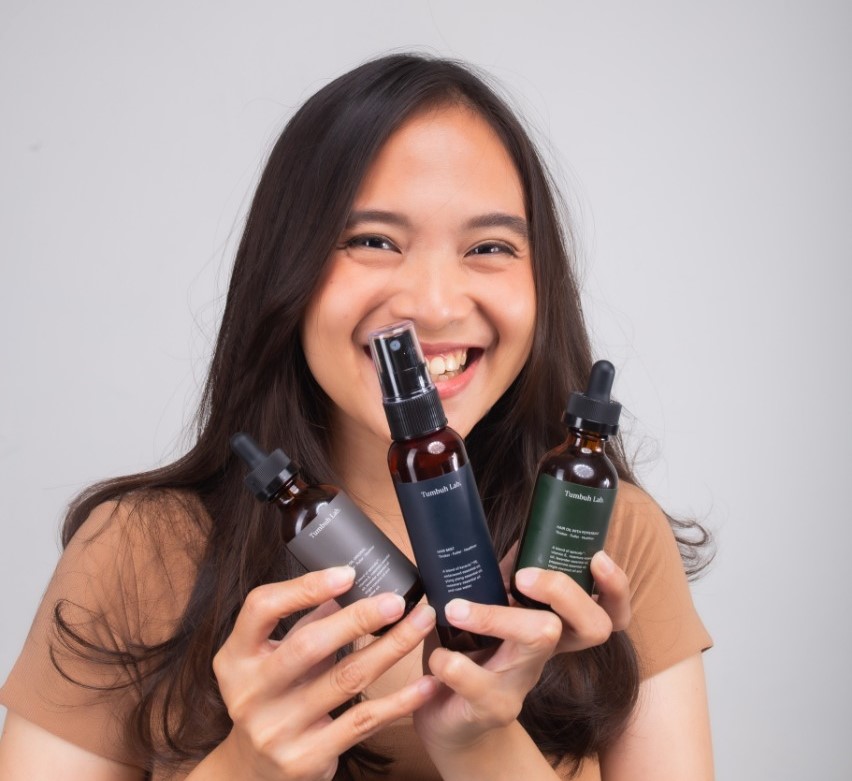 Tumbuh Lab Hadirkan Formulasi Baru untuk Produk Hair Oil dan Hair Mist