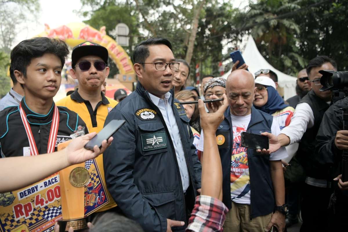 5 TAHUN JABAR JUARA Ridwan Kamil Dorong Lomba Kereta Peti Sabun Mendunia Kembali digelar setelah 35 tahun vakum